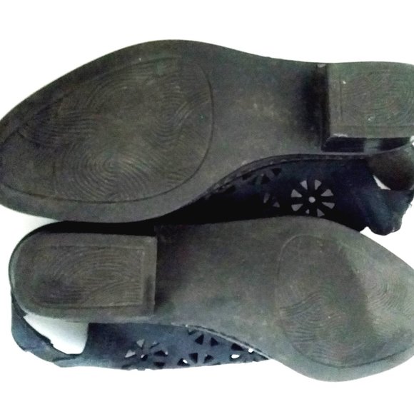 1990's Suede Cut-out Slingbacks - Picture 6 of 6